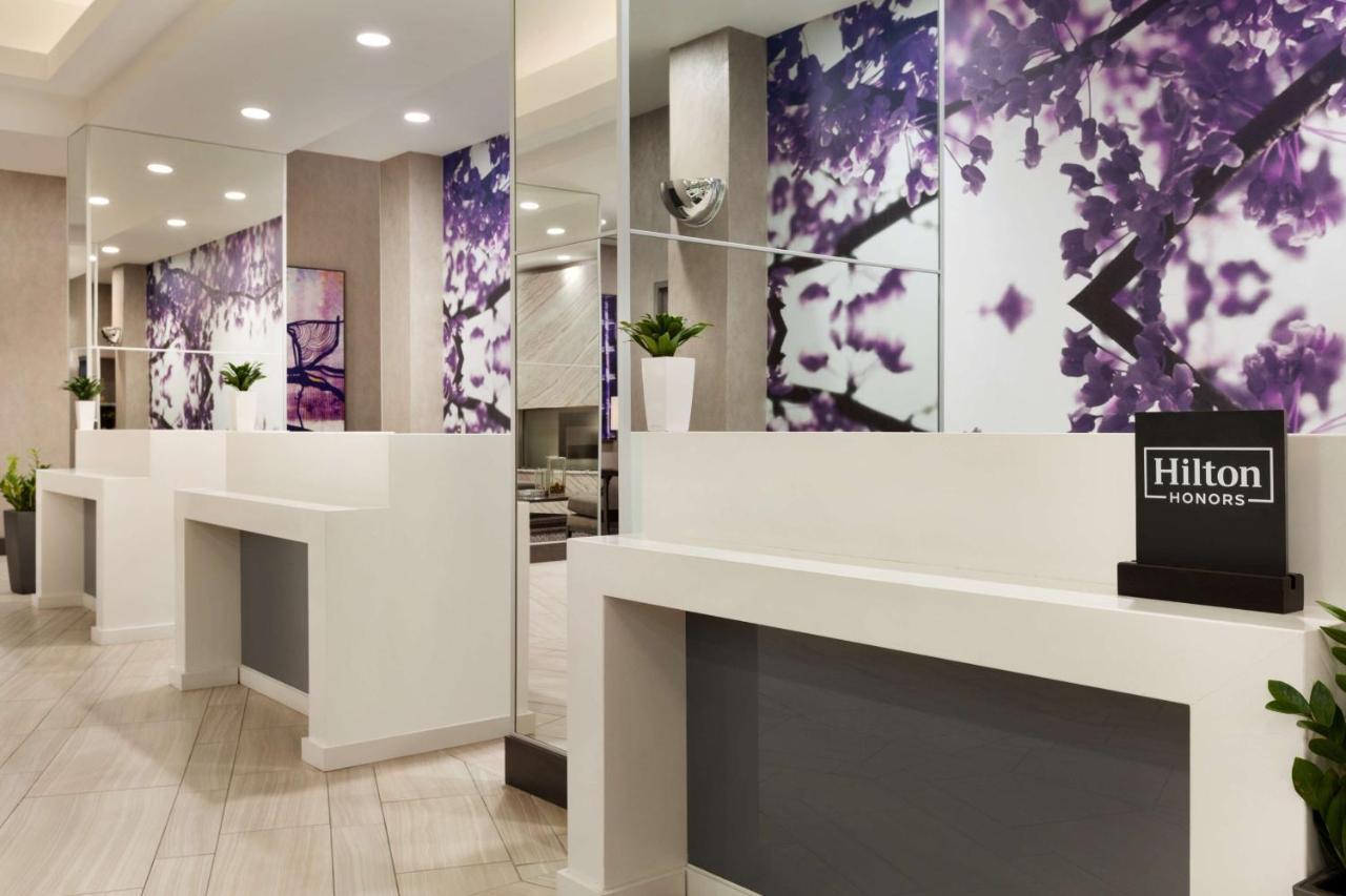 Embassy Suites By Hilton Charlotte Uptown Dış mekan fotoğraf